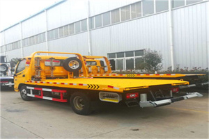 富宁附近拖车救援搭电